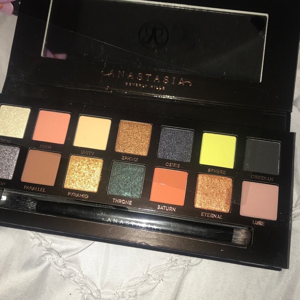 Sold. - Picture 3 of 5